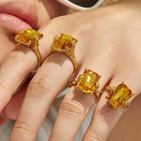 Bague de mariage en acier inoxydable 316l plaqué or 18 carats avec fleur en zircon pour fiançailles et anniversaire
