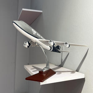 โมเดลเรซิ่นเครื่องบินขนส่ง HH-aviation <span class=keywords><strong>B747</strong></span>-8F ขนาด 1:<span class=keywords><strong>200</strong></span> - เครื่องบินขนส่งสินค้าสำหรับของขวัญบริษัท HH-aviation - Product Image 1