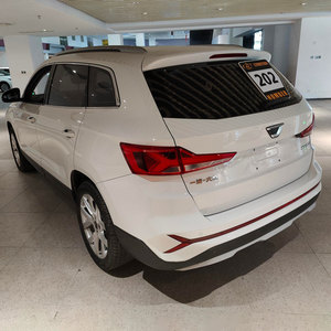 Voiture d'occasion en Chine FAW <span class=keywords><strong>Volkswagen</strong></span> pour JETTA VS7 280TSI SUV Fabriqué en 2023 avec toit ouvrant 1.4T Essence Fournisseur de voitures vérifié - Product Image 5