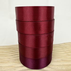 Nastro in Raso Lucido Multicolore 100% Poliestere, Rotolo di Nastro Decorativo per Natale, Feste, Confezioni Regalo, Fai da Te e Artigianato - Product Image 5
