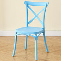 Chaise de salle à manger ergonomique moderne à dossier croisé en PP, empilable, durable, pour la maison, la cuisine, la salle à manger