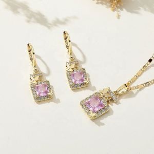 Joyería al por Mayor, Juego de Joyería de Latón Chapado en Oro de 18K con Aretes y Collar de Circonita Cuadrada a la Moda para Mujer, para Bodas y Eventos - Product Image 2