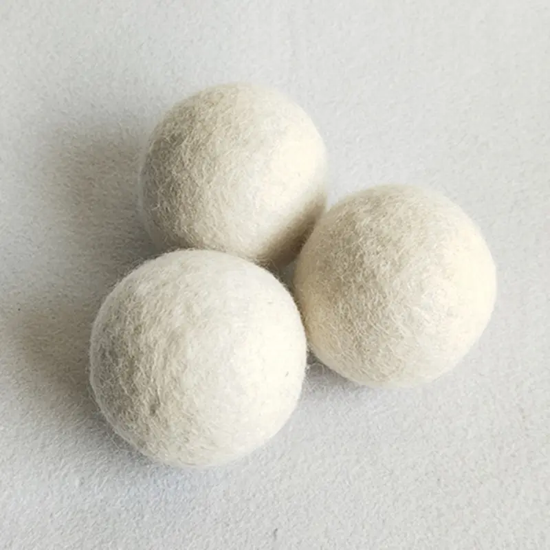 Wholesale 100% wool anti static felt balls White New Zealand Organic Sheep felt tumble dry wool ball for laundry washing machine