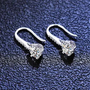 Coreano Design delicato S925 argento rotondo 1 carato 5mm VVS D colore diamante Moissanite orecchini a cerchio per gioielli da donna