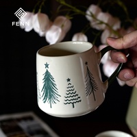 Mug à café en céramique personnalisé FENN pour Noël, avec poignée verte, motif d'arbre de Noël et de cerf, tasse émaillée, cadeau de Noël pour la maison, le bureau ou le café