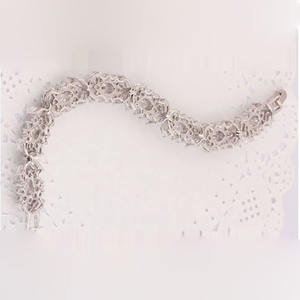 Bracelet de luxe pour femme LUOTEEMI, plaqué rhodium, design fleur de reine, serti de zircon cubique étincelant, bijoux de mariage tendance - Product Image 4