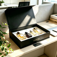 Boîte cadeau magnétique personnalisée en gros avec insert en mousse, boîte rigide en carton en forme de livre pour emballage cadeau de luxe OEM
