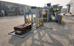 Machine à blocs de béton creux entièrement automatique QT4-15, machine à briques, fabrication de briques, emplois en ligne, travail à domicile - Product Image 2