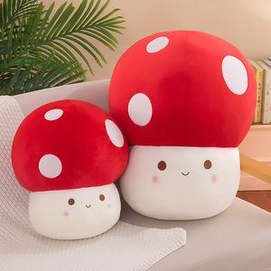 Peluche a Forma di Fungo Super Carino e Abbracciabile, Giocattolo Imbottito a Forma di Verdura - Product Image 2