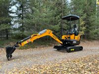 Mini-excavatrice chinoise Hightop HT18 de 1,8 tonne avec cabine fermée et flèche pivotante