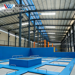 Parc de trampolines en acier pour divertissement familial, utilisation polyvalente, haute capacité de charge, longue durée de vie, structure de construction robuste - Product Image 1