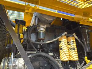 <span class=keywords><strong>Wheel</strong></span> <span class=keywords><strong>Loader</strong></span> <span class=keywords><strong>Komatsu</strong></span> WA470 Bekas Asli Jepang Tenaga Tinggi Jam Kerja Rendah 99% Baru - Product Image 3