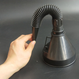 Tuyau d'entonnoir en plastique mains libres pliable outil de ravitaillement Oblique à long bec pour moteur de voiture taille 135mm montage universel - Product Image 5