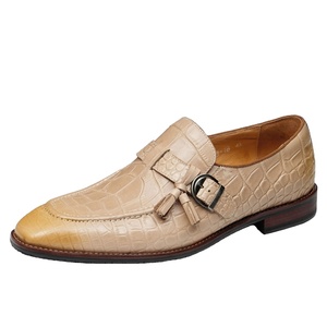 รองเท้าโลฟเฟอร์แบบ Monk Strap หนังแท้ หัวเหลี่ยม ลายพิมพ์พู่ห้อย ระบายอากาศได้ดี เหมาะสำหรับฤดูร้อน รองเท้าผู้ชาย - Product Image 1