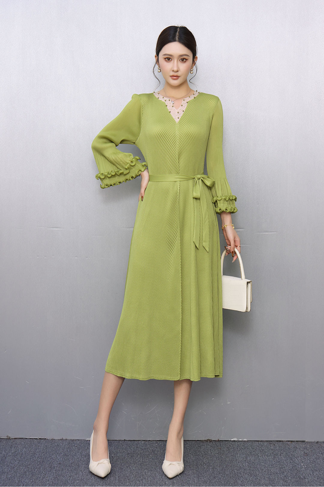 สีเขียว