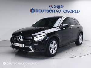 Mercedes Benz GLC 2.1 TDI Euro 6, SUV Diésel Automático 4MATIC con Tracción en las Cuatro Ruedas, SUV Compacto de Lujo, Excelente Rendimiento de Combustible - Product Image 6
