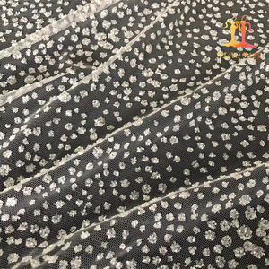 Tela <span class=keywords><strong>de</strong></span> encaje <span class=keywords><strong>de</strong></span> tul para <span class=keywords><strong>vestido</strong></span> <span class=keywords><strong>de</strong></span> <span class=keywords><strong>moda</strong></span>, brillante, elegante, con pegamento, nuevo estilo - Product Image 3