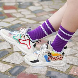 Calcetines Deportivos de Algodón Peinado con Franja Sólida para Mujer, Logotipo Personalizado, Calcetines de Tubo Atléticos - Product Image 6