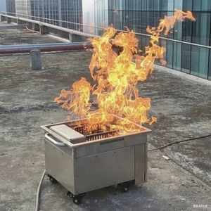 Système de formation à l'extinction d'incendies avec générateur de flamme, simulateur d'incendie, aides pédagogiques pour l'équipement et les accessoires de lutte contre les incendies - Product Image 1