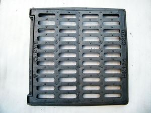OEM En124 C250 Carré Rond Fonte ductile Pluie Grille Gully Services de coulée concurrentiels <span class=keywords><strong>Prix</strong></span> - Product Image 3
