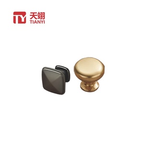 Manijas de Aleación de Zinc de Gran Venta para Muebles: Cajones, Cómodas, Cocinas, Dormitorios, Casas de Campo, Garajes, Cobertizos, Bodegas, Villas y Parques - Product Image 1