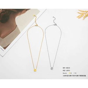 Collana in Acciaio Inossidabile con Ciondolo a P Monofacciale da 1 cm, Catena a Collare, Gioielli alla Moda - Product Image 3