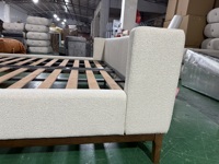 Disen Furniture Custom ized Modernes Schlafzimmer bett Neue übergroße weiße körnige Stoff gepolsterte Massivholz struktur für Wohnung
