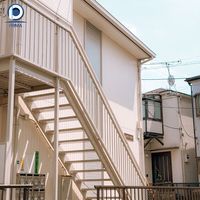 Escalier flottant cantilever de qualité supérieure au design industriel, avec support dissimulé, durable et sûr, en bois/acier inoxydable