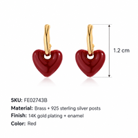 KAVNAR Boucles d'oreilles cœur rouge émail vin laiton doré or 14K vintage
