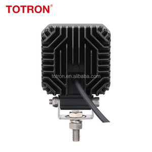 Sản lượng cao 3 inch <span class=keywords><strong>LED</strong></span> Đèn làm việc thiết kế vuông cho xe tải máy kéo xe 12V 24V làm việc phụ kiện ánh sáng - Product Image 3