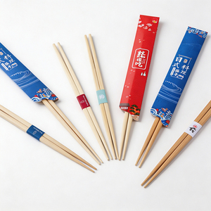 <span class=keywords><strong>Baguettes</strong></span> jetables en <span class=keywords><strong>bois</strong></span> à <span class=keywords><strong>finition</strong></span> lisse, conçues pour une prise en main confortable et une manipulation facile pendant les repas - Product Image 3