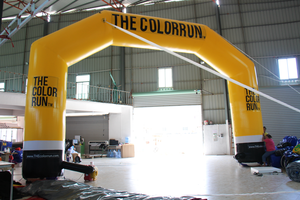 Arco Inflable Amarillo THE COLOR RUN para Eventos de Venta y Publicidad Comercial al Aire Libre - Product Image 3
