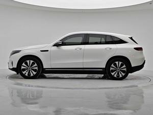 <span class=keywords><strong>Mercedes</strong></span> Benz <span class=keywords><strong>EQC</strong></span> 350 4MATIC Elettrica Usata del 2020 con Tetto Panoramico e Sedili in Pelle, 75-100mila Miglia - Product Image 4