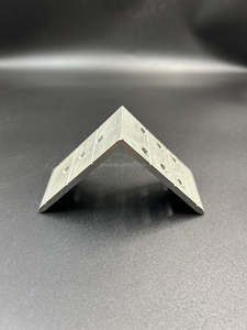 آلة تثبيت زوايا الأبواب والنوافذ، قطعة توصيل ألومنيوم، محرك تروس 380 فولت 12 كيلو واط للحفر والتسنين - Product Image 2