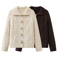 Cardigan en tricot torsadé à boutons corne pour femme, pull ample au design minimaliste pour l'automne-hiver 15a-4015