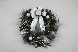 Wholesale Customized <b>Door</b> Artificial Christmas Wreath Pinecorn Ecofriendly Christmas Wreath - Product Image 3