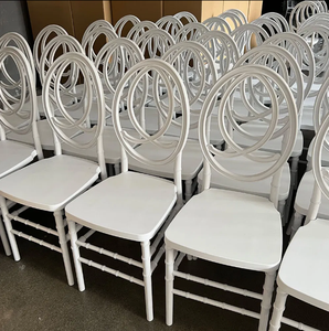 <span class=keywords><strong>Sillas</strong></span> <span class=keywords><strong>y</strong></span> mesa modernas <span class=keywords><strong>de</strong></span> plástico Chiavari <span class=keywords><strong>de</strong></span> resina blanca para bodas Hote - Product Image 2