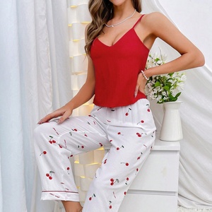 Conjunto de Pijama con Estampado de Cerezas <span class=keywords><strong>para</strong></span> <span class=keywords><strong>Mujer</strong></span>, Camisola en Contraste y <span class=keywords><strong>Pantalones</strong></span> Estampados, Ropa de Dormir Fresca <span class=keywords><strong>para</strong></span> Verano - Product Image 1
