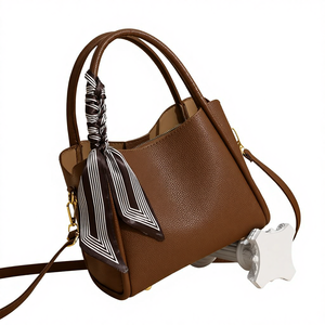 กระเป๋าถือทรงถังสะพายข้างแบบใหม่สำหรับผู้หญิง วัสดุ PU สายสะพายเดี่ยวแบบซิป สไตล์เรียบง่ายทันสมัย เหมาะสำหรับคุณ<span class=keywords><strong>แม่</strong></span> - Product Image 3