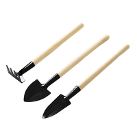 Set di Attrezzi da Giardino Mini per Casa, Tre Pezzi: Pala, Rastrello e Vanga Multifunzione, Leggeri, OEM, per Scavare e Piantare