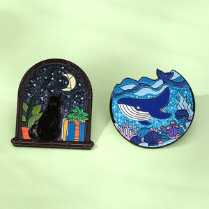 伊尼海洋鲸鱼和夜猫锌合金别针-紫外印刷和环氧涂层充满活力的搪瓷徽章，耐用的收藏品理想礼物 - Product Image 2