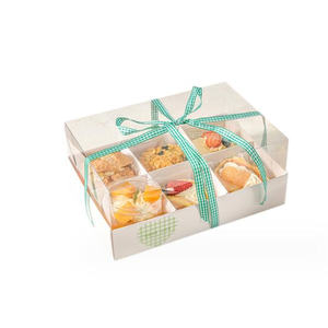 Meilleure vente Boîte d'emballage motif sourire 4/6 carrés pour dessert italien bouffée pour tarte aux fruits Boîte à cupcakes transparente à fond blanc - Product Image 3