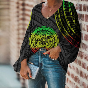 Plus Size Frau Kleidung Hawaiian Tribal Pattern Blumen Chiffon Blusen Vneck Kanaka Maoli Island Print Kleidung Plus Size T-Shirt - Product Image 3