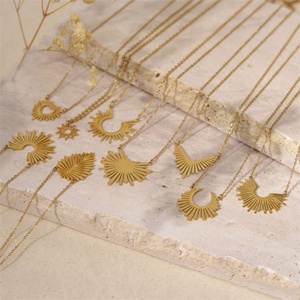 Wholesale Women <b>Necklace</b> Gold Sun Flower Jewelry Custom Stainless Steel Sun Flower Pendant <b>Necklaces</b> - Product Image 1