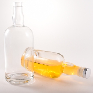 500ML 750ML Emballage <span class=keywords><strong>de</strong></span> liqueur nordique <span class=keywords><strong>Bouteille</strong></span> <span class=keywords><strong>de</strong></span> whisky <span class=keywords><strong>Cidre</strong></span> Riz <span class=keywords><strong>Bouteille</strong></span> <span class=keywords><strong>de</strong></span> vin Bouteilles <span class=keywords><strong>de</strong></span> saké - Product Image 4