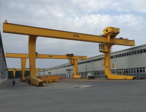 Grue portique à double poutre pour centrale hydroélectrique, entretien de la porte de barrage, 5t-300t, grue portique à treuil lourd montée sur rail, fournisseur - Product Image 2