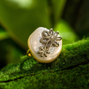 Fashion <b>Rings</b> 316L Stainless Steel PVD Gold Plating Sustainable Resistant Flower Design <b>Statement</b> <b>Ring</b> - Product Image 3