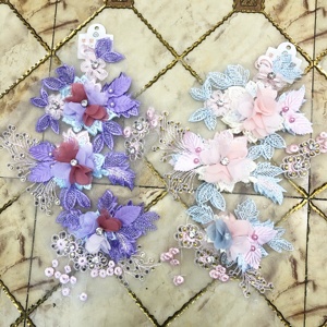 Nuovissimo pizzo a maglia 3d Applique a fiori ricamati a rete <span class=keywords><strong>con</strong></span> strass LT2243A - Product Image 1