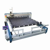 Machine à coudre industrielle Longarm à une aiguille Couvre-lits en tissu textile Matelas matelassé Prix