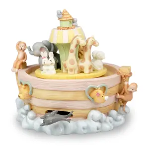 A birthday gift for a girl's desk Animal World rotating wooden music box custom music box song